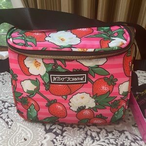 Betsey Johnson new Strawberry lunchbox